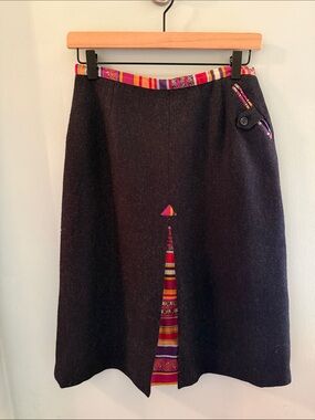 Vintage Etro Dark Blue Wool A-Line Skirt with Multicolor Stripe Inset - Size 44